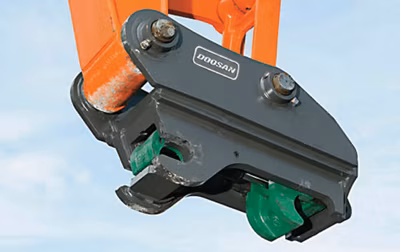 2025 Develon Hydraulic Quick Coupler