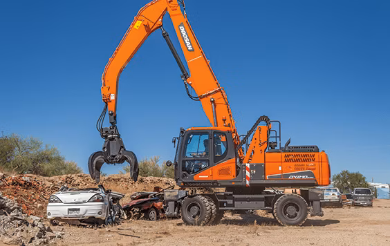 2025 Develon Grapple - Image 1