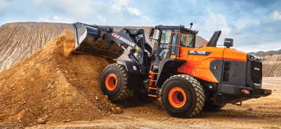 2025 Develon DL420-7 3