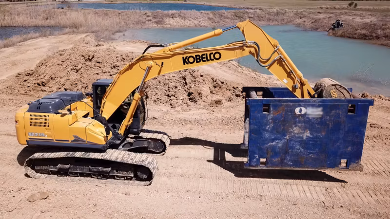 2026 Kobelco SK210LC-11 - Image 9